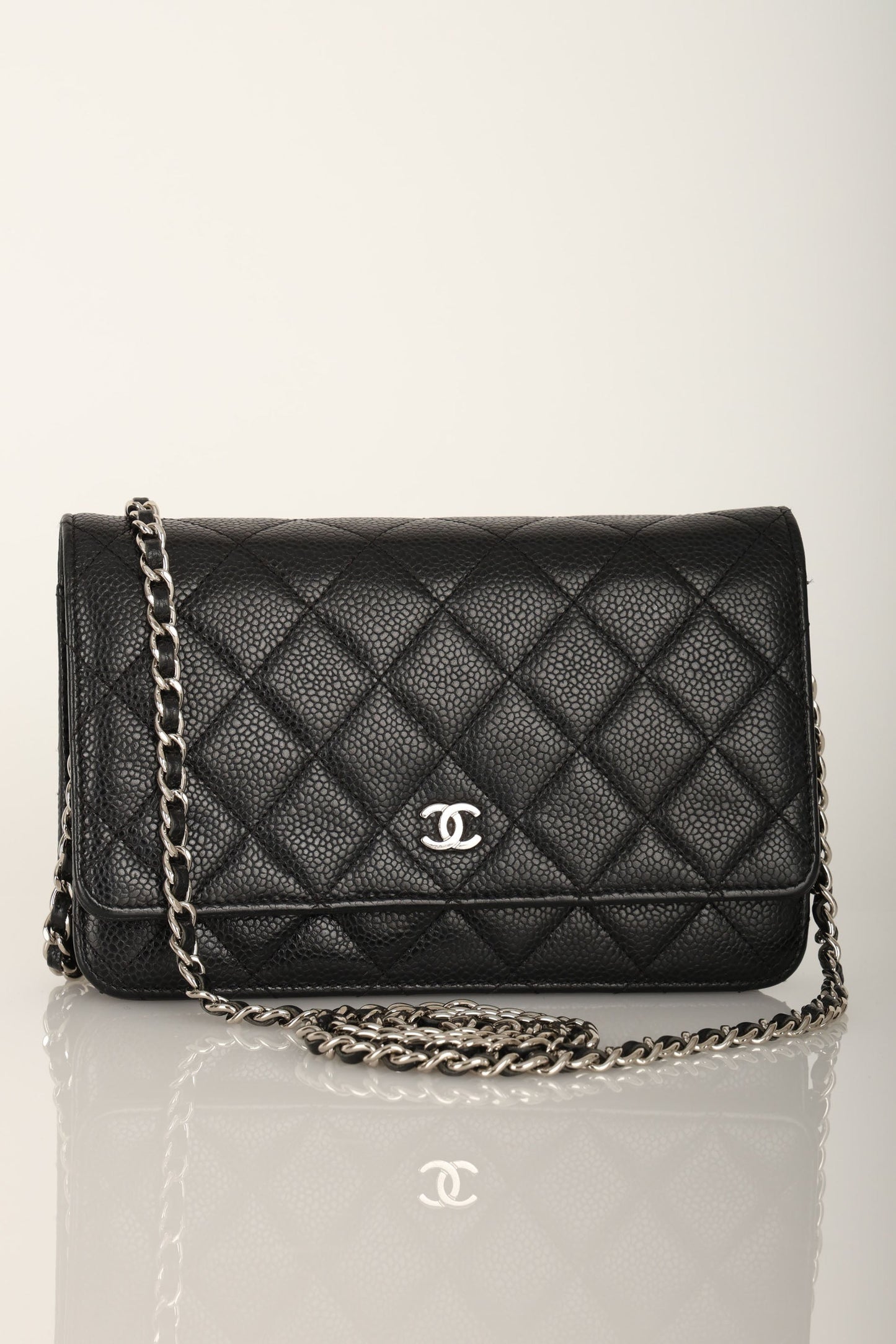 Chanel 2014 Caviar Wallet on Chain