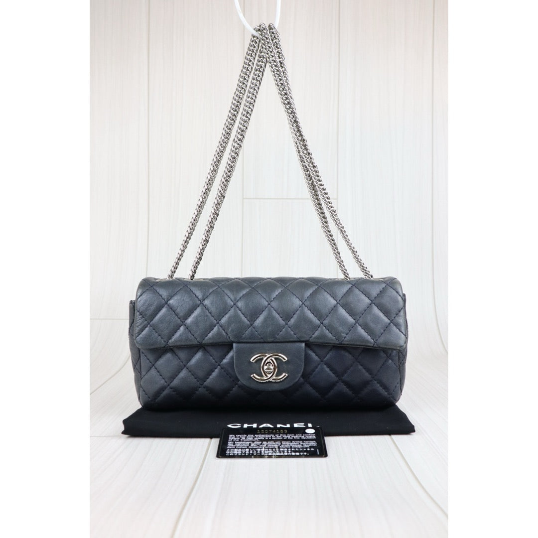 Fair ( Rank B) ｜ CHANEL Calf Leather Flap  Shoulder Bag Dark Blue Made In 2008～2009Year ｜J25060508