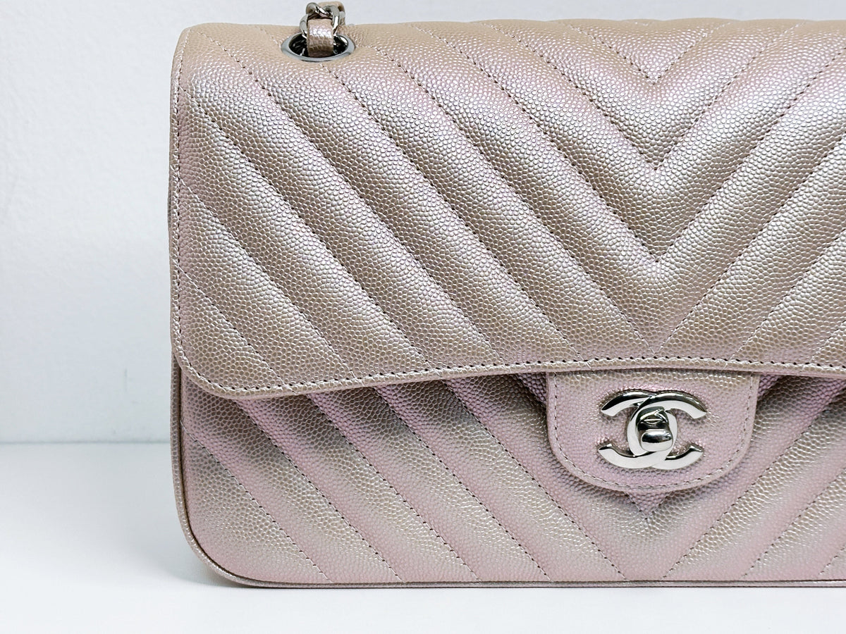 Chanel Medium Classic Chevron Caviar Double Flap Rose Gold SHW 24769 holo card