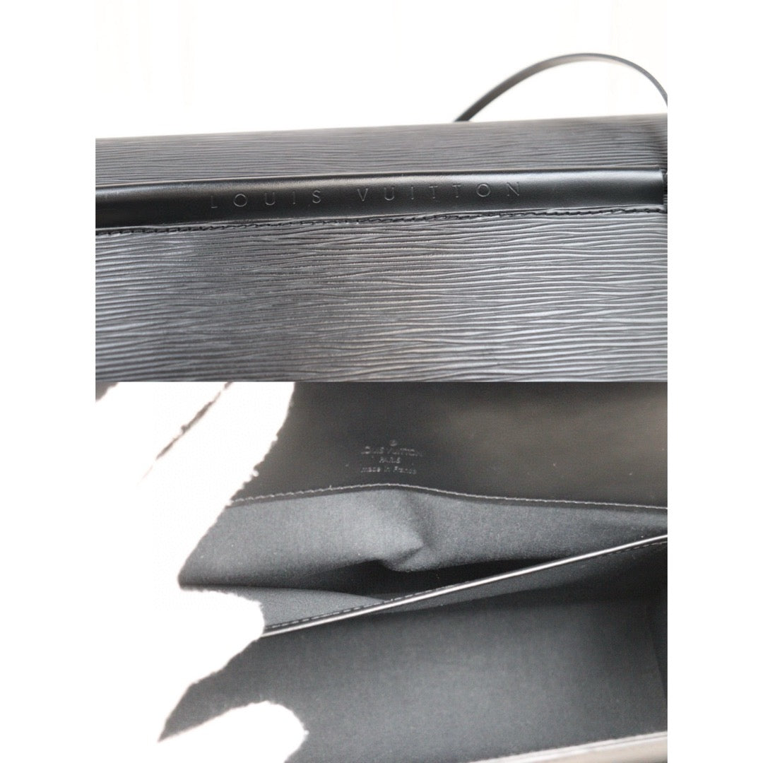 Very Good ( Rank A)｜ LV Epi Dinard Shoulder Bag Black｜25032002