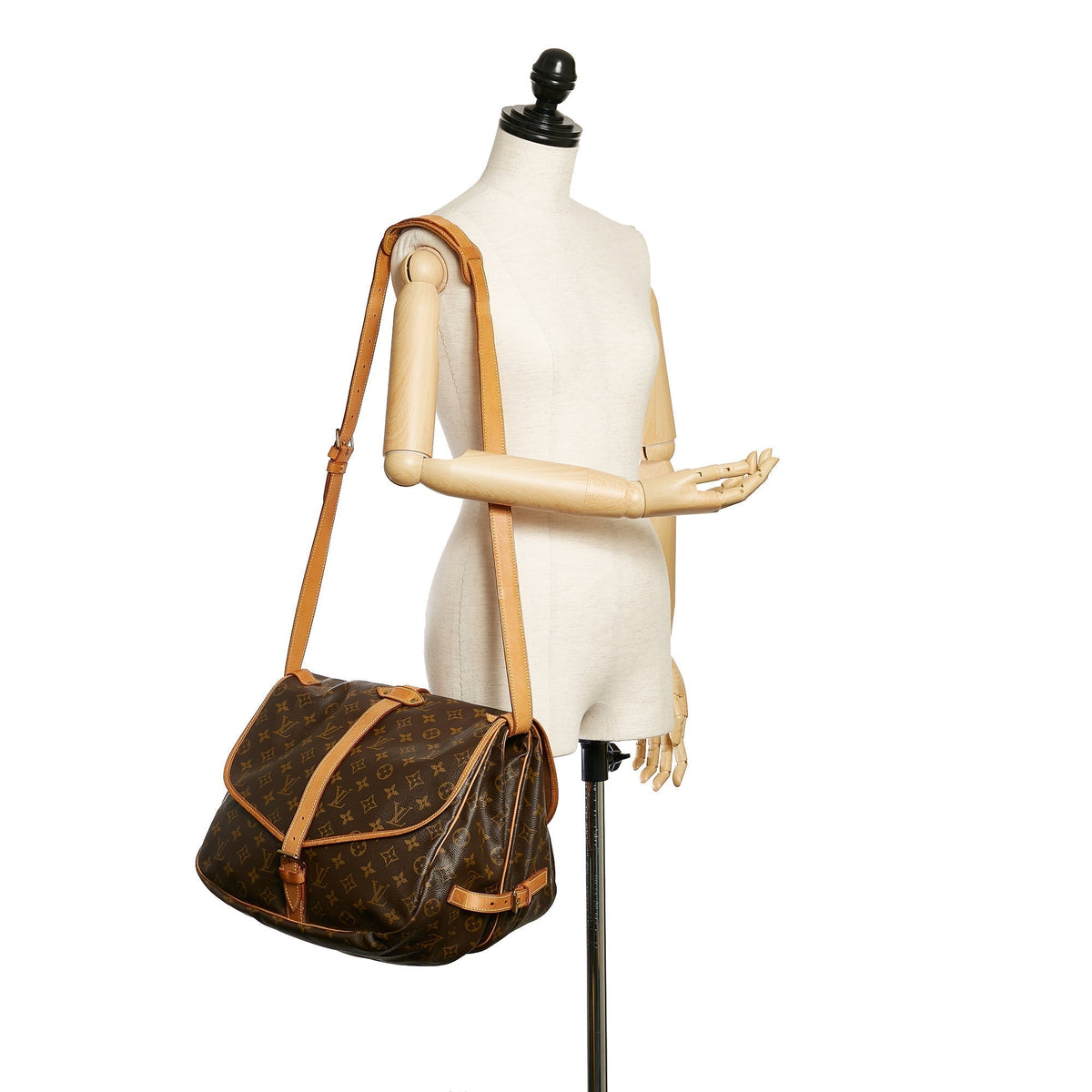 Louis Vuitton Saumur 35 Monogram Canvas