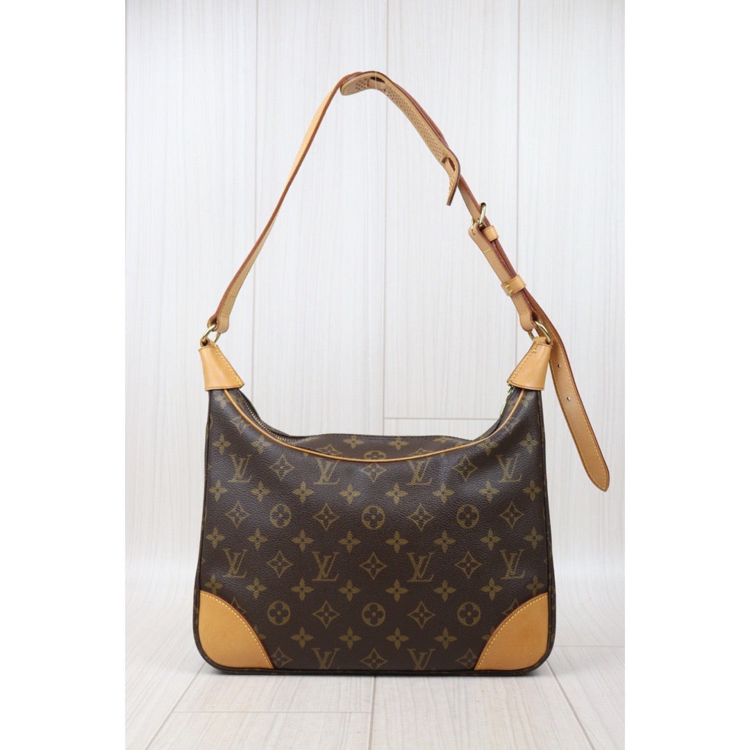 Rank AB｜LV Monogram Boulogne 30 Shoulder Bag ｜V24061009
