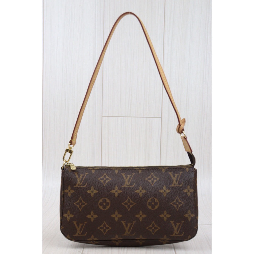 Good ( Rank AB) ｜ LV Monogram Pochette Accessoires Current Model｜S24032011