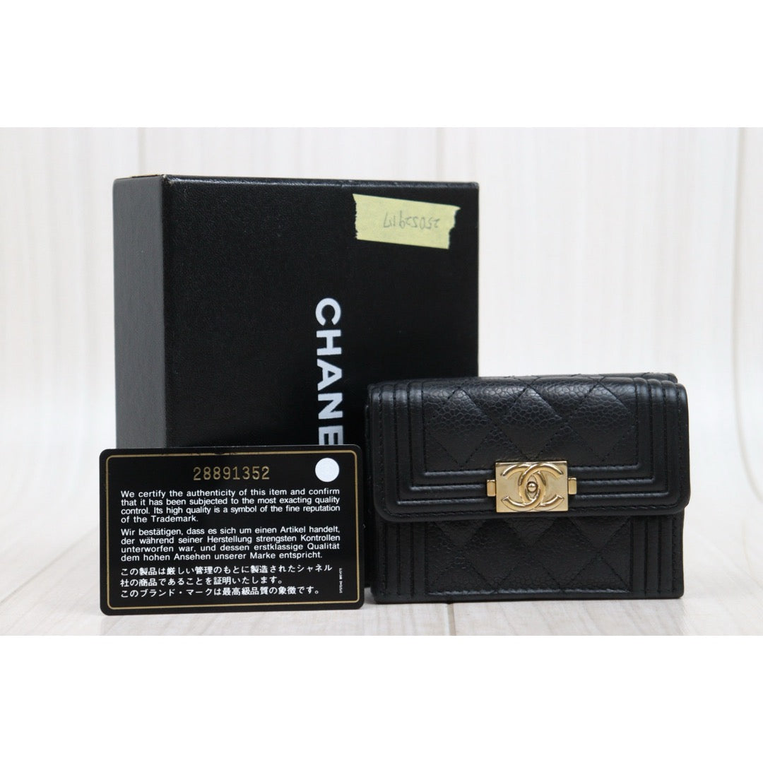 Good ( Rank AB)｜Chanel Caviar Skin Black Wallet Made In 2019-2020Year｜25052917