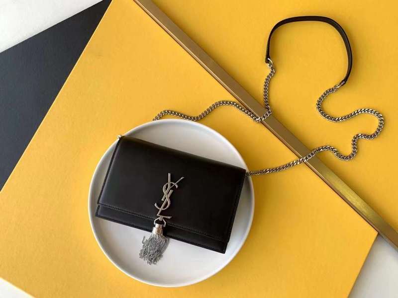 Yves Saint Laurent - Bags - The Wells Bags  290