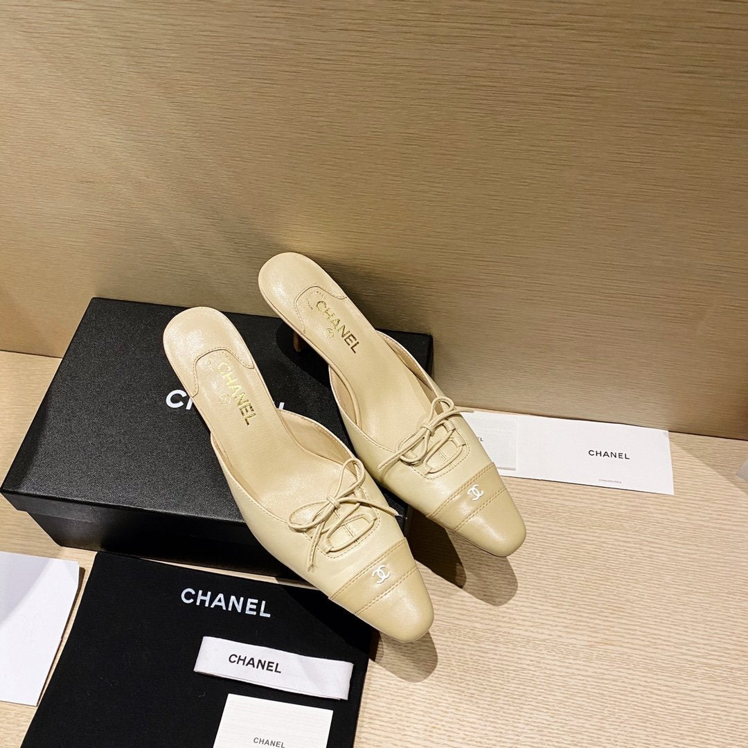 CHANEL CC LOGO MULES SHOES SLIDES 40 1/2