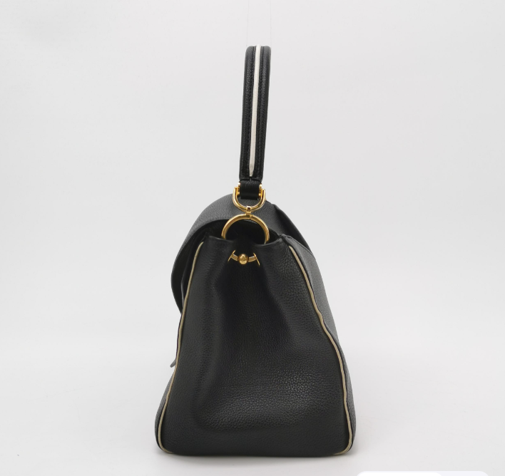 Preloved Louis Vuitton (LV) double V bag 2017year black 037850100119