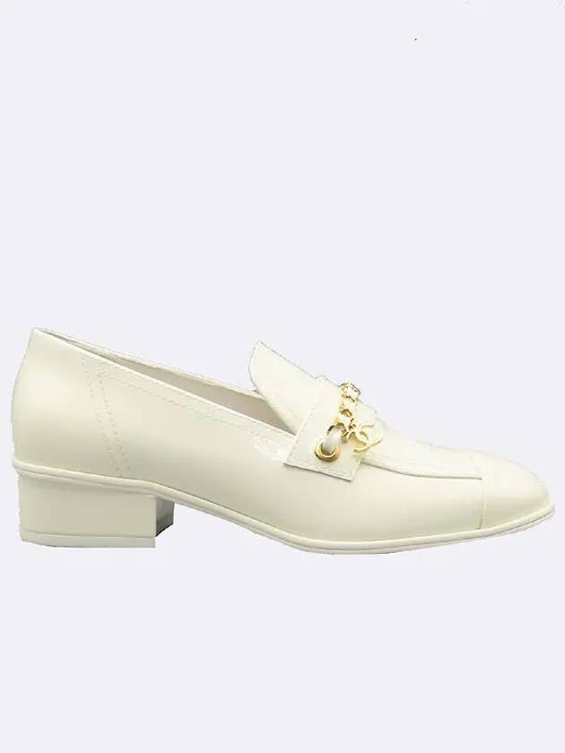 G38559 White patent leather silver COCO logo women s loafers 240MM Chanel