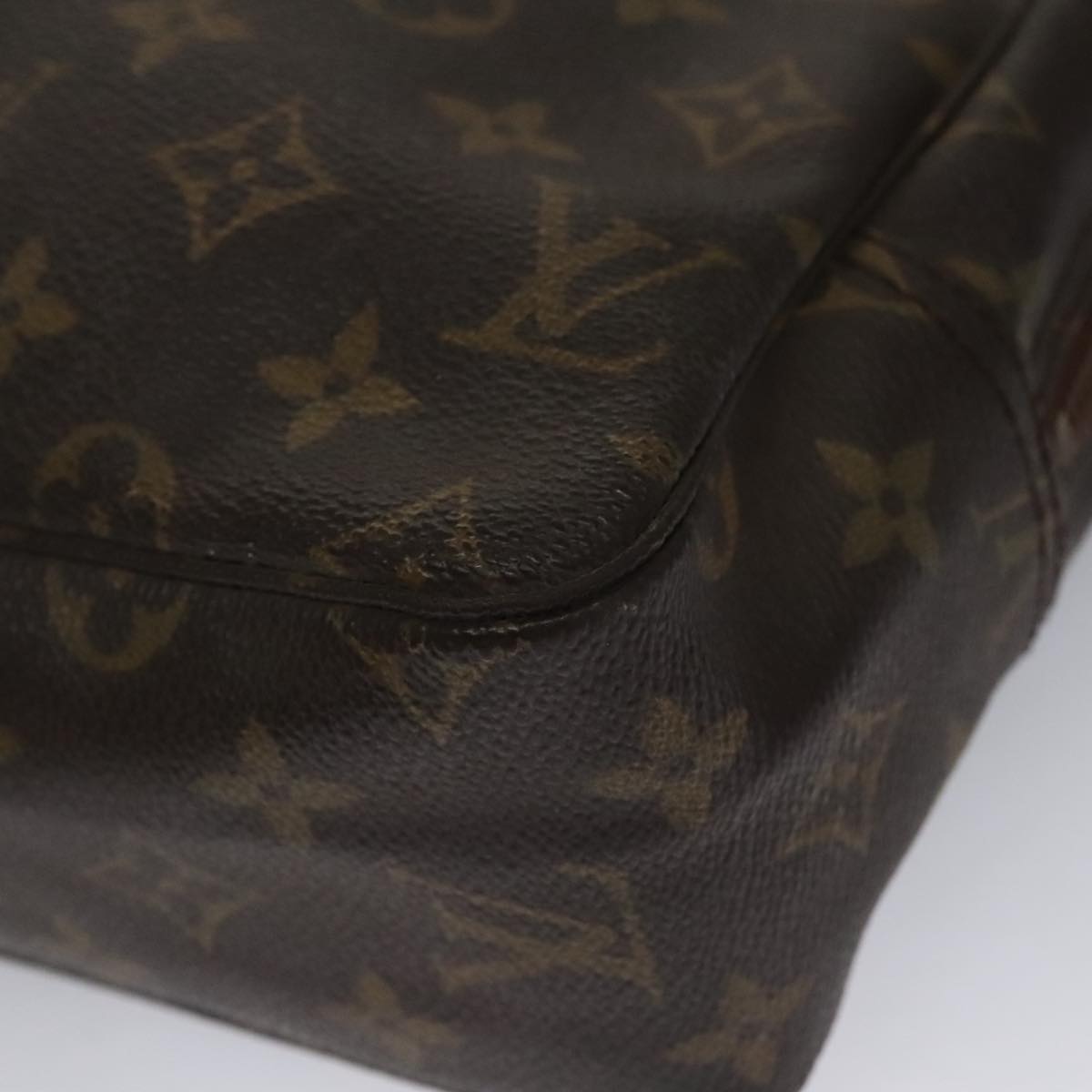 Louis Vuitton Trousse De Toilette  Canvas Clutch Bag