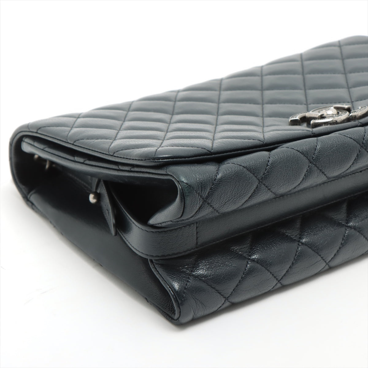 Chanel DECAMATRACE LEZER SINGLE FLAPS SINGLE CHAIN Bag NAYBIE SILVER GOLD TOOLS  EARTH  LOVE MARKET SHOP