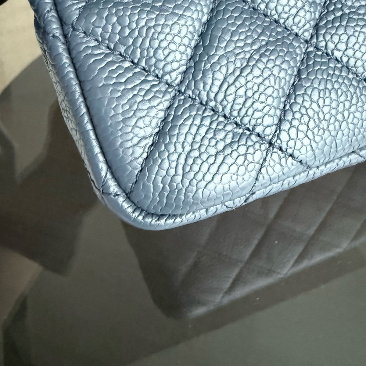 Chanel Seasonal Two-tone Flap - Caviar 27CM Quilted Grained Calfskin Blue Gold Hardware Series 21