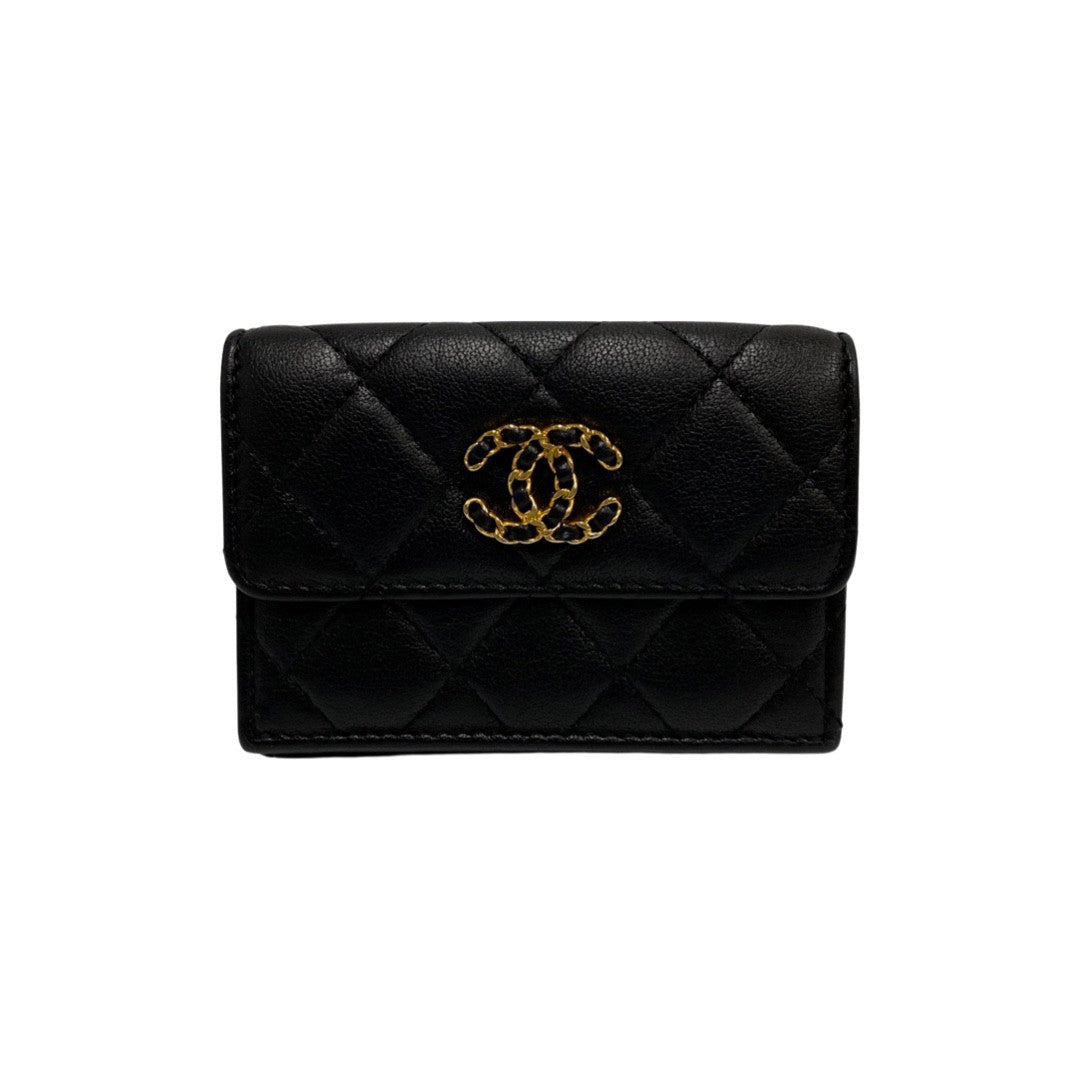 CHANEL Tri-fold wallet lambskin black Matrasse