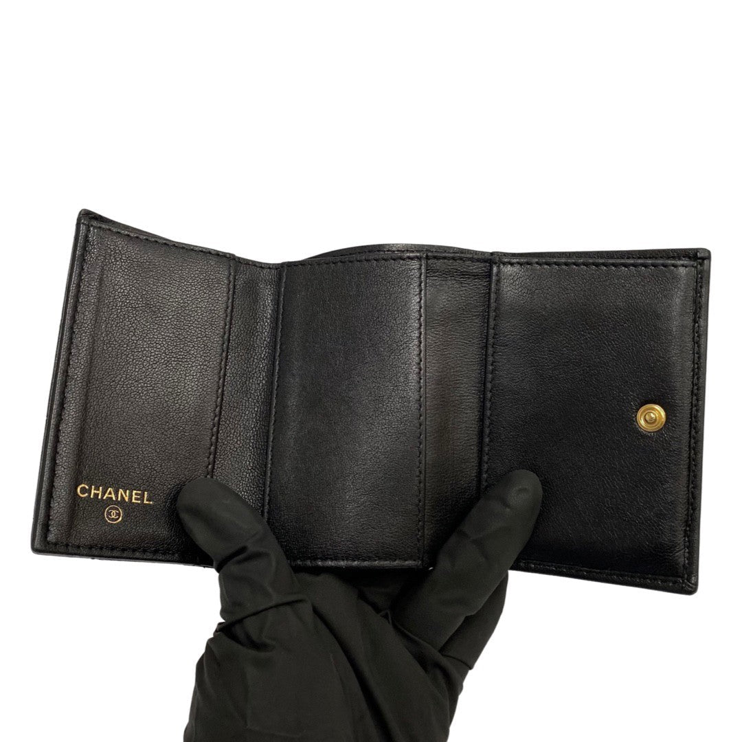 CHANEL Tri-fold wallet lambskin black Matrasse