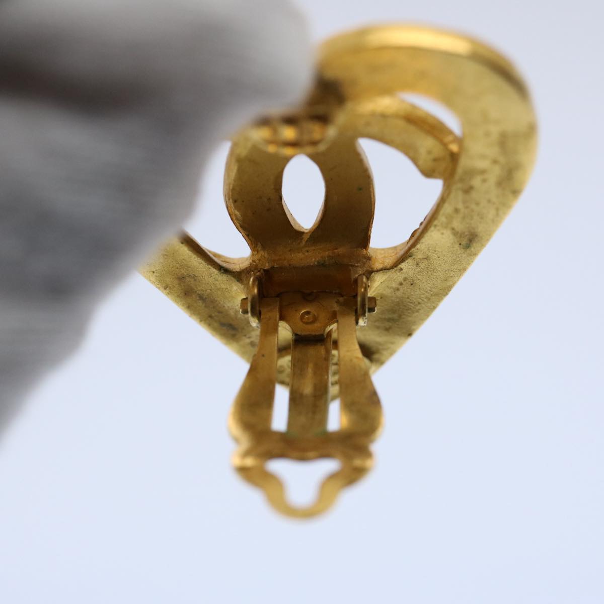Top Quality Chanel heart Earring Gold Tone CC Auth 60077A