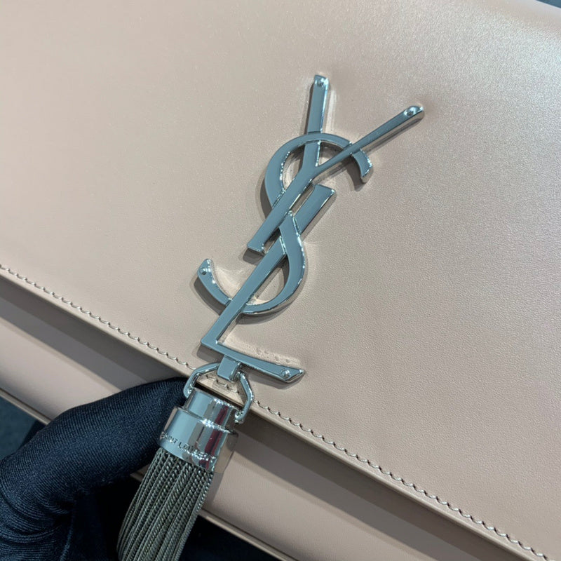 Yves Saint Laurent - Bags - The Wells Bags  281