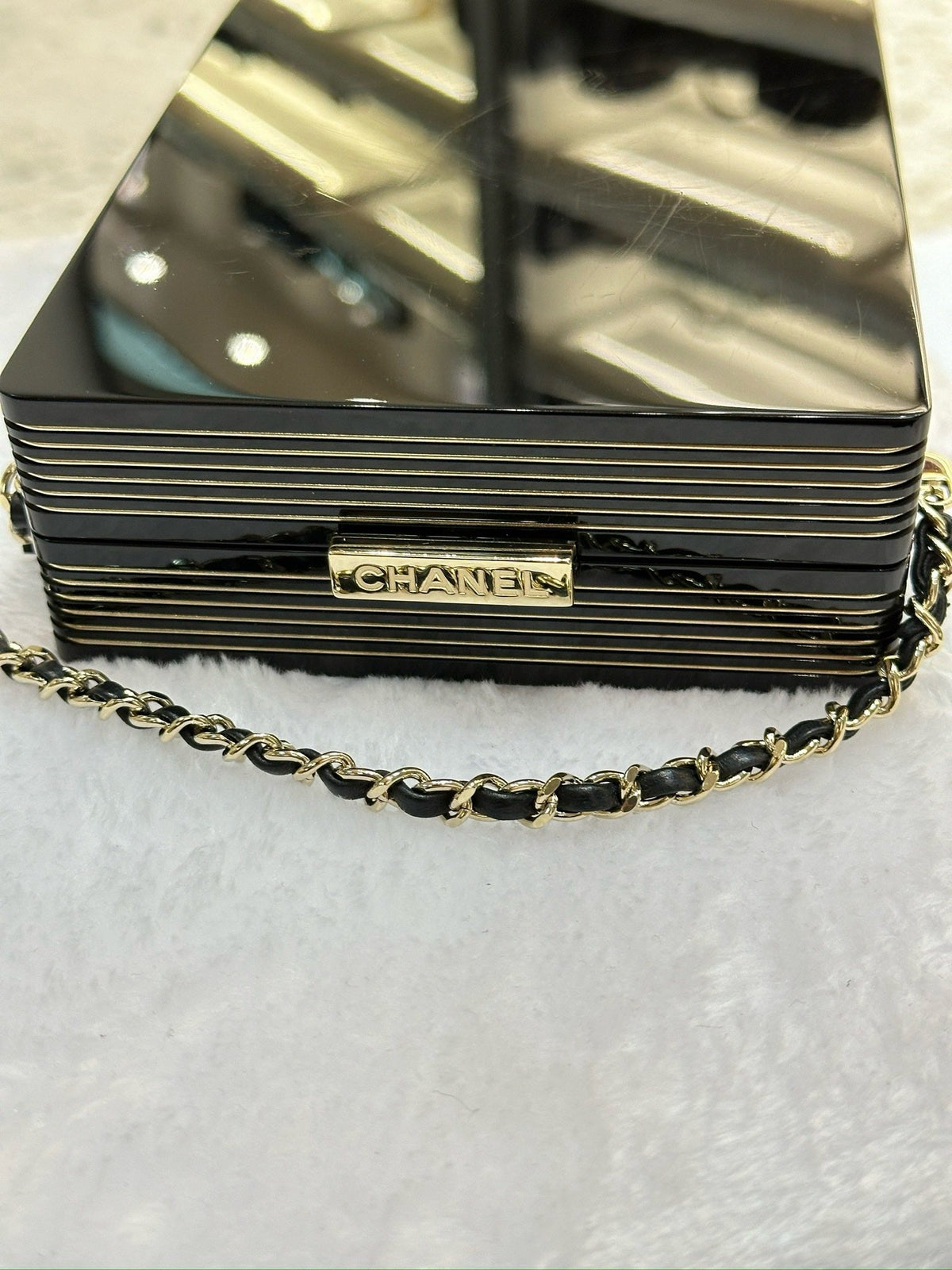 Chanel Plexiglass Pearl Playing Card Casino Minaudiere Clutch Black GHW