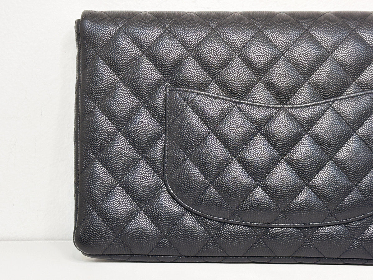Chanel Quilted Caviar Classic Clutch GHW Black 2683 holo card
