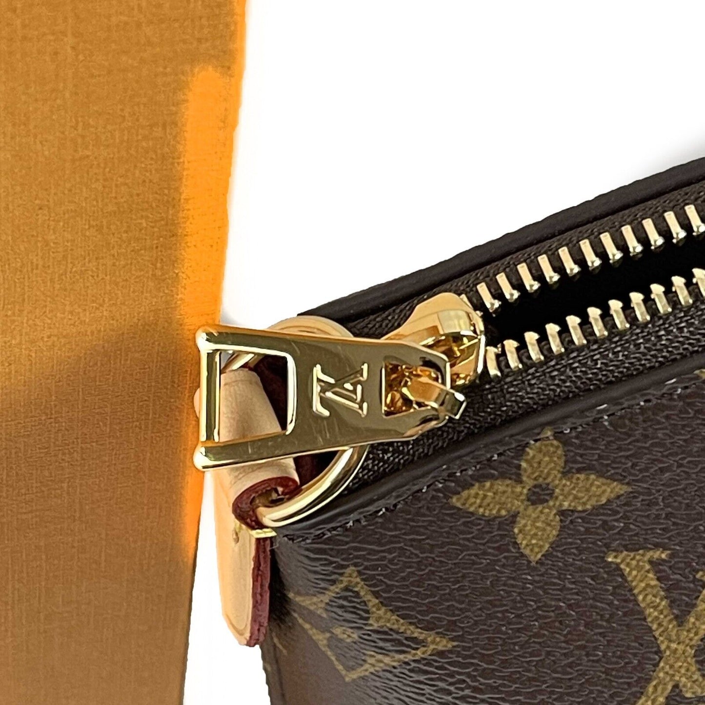 LOUIS VUITTON Excellent Boetie MM Brown Handbag