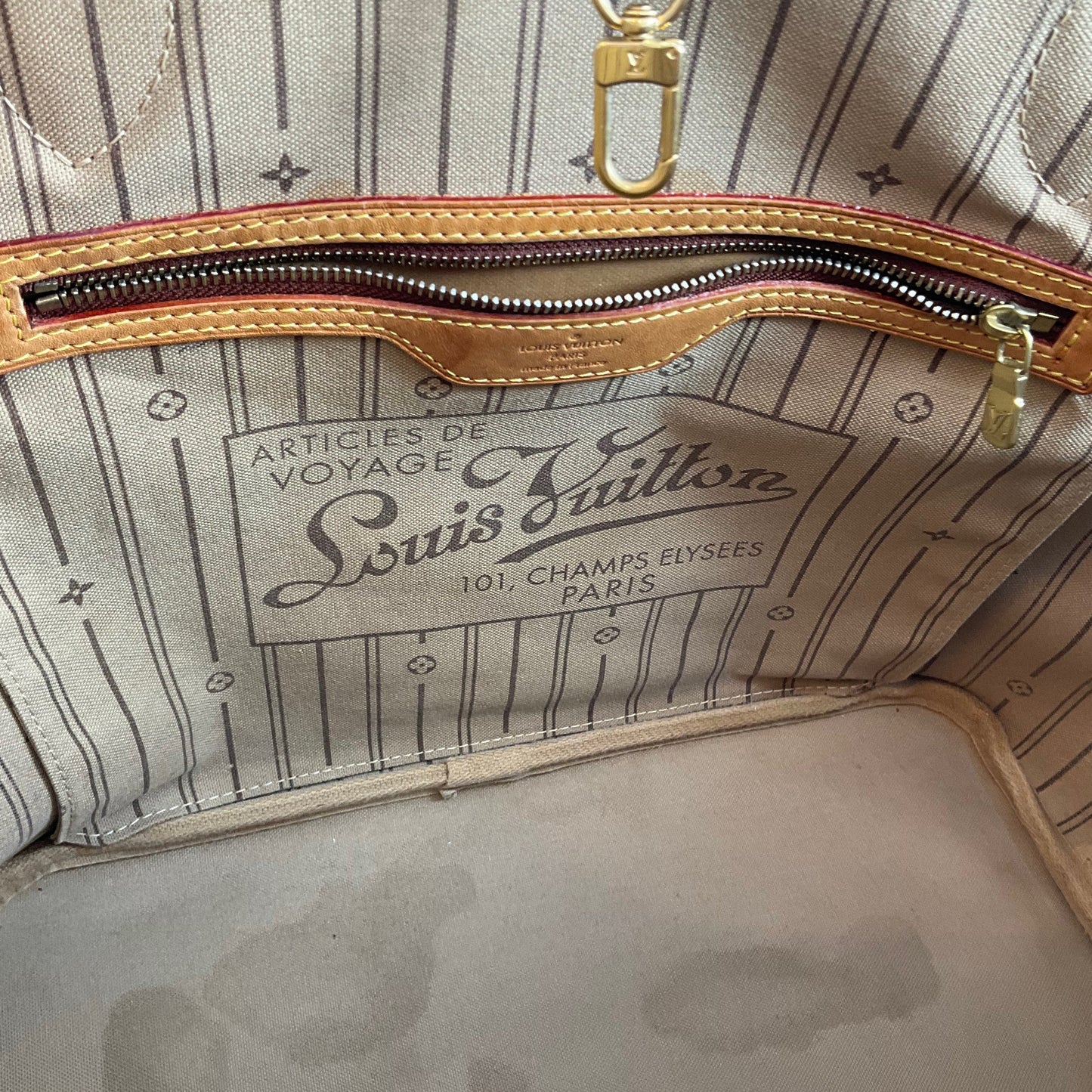 Louis Vuitton Neverfull MM Tote. AS IS