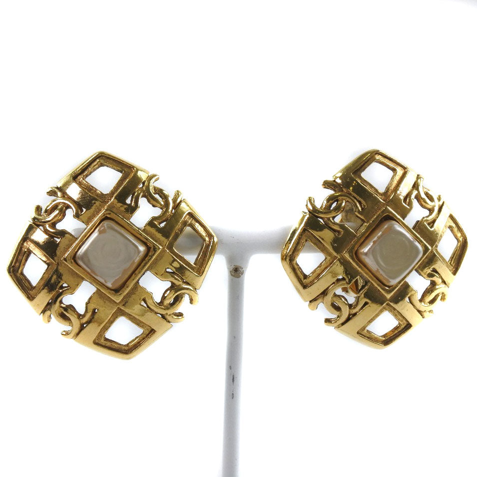 CHANEL Earring Plated Gold gold vintage COCO Mark Women Used