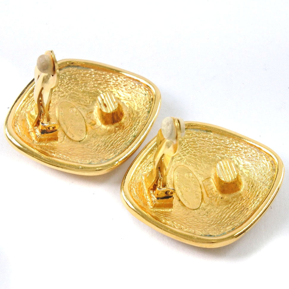 CHANEL Earring Plated Gold gold vintage Rhombus COCO Mark Women Used
