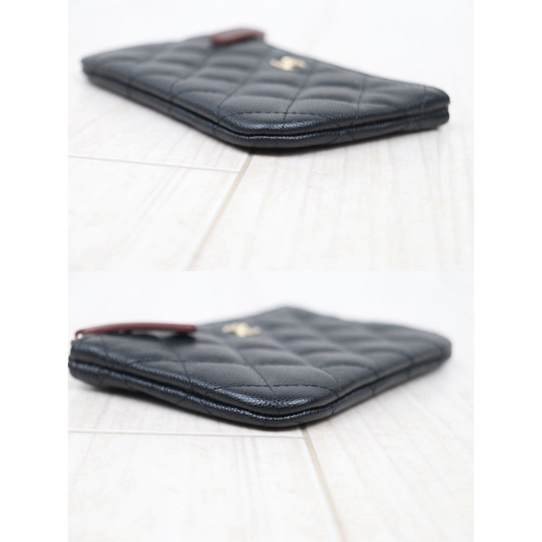 Very Good ( Rank A) ｜CHANEL Caviar Skin  Leather Calf Leather Card Holder Black Made In 2021 - 2022 Year｜V25030618