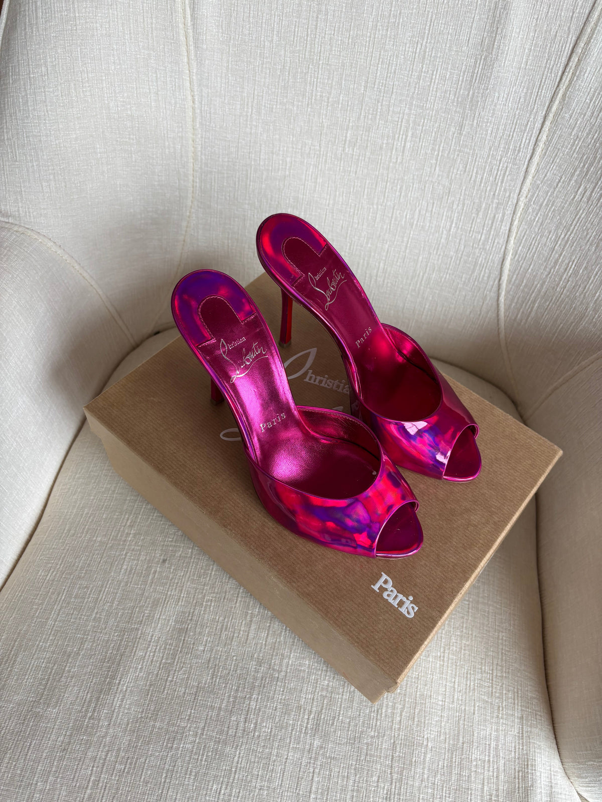 Christian Louboutin 'Me Dolly' Heels - Women's 38