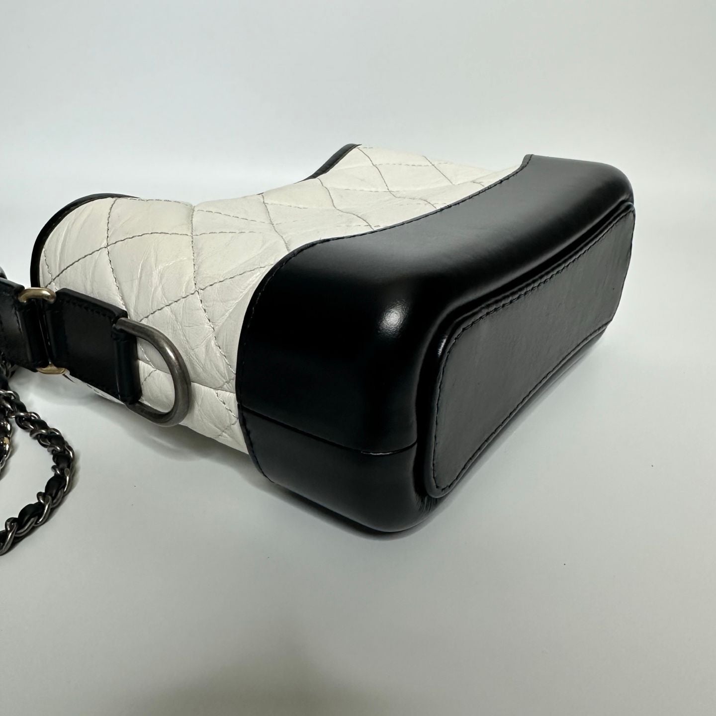 Chanel White/Black Leather Gabrielle Shoulder Bag - NG102618