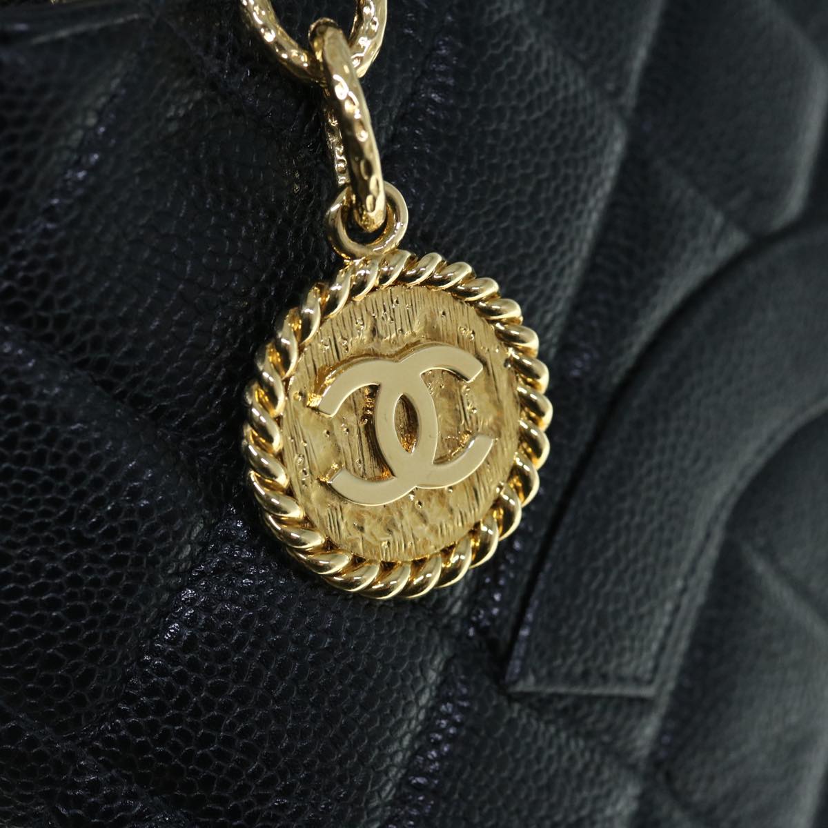 CHANEL Tote Bag Caviar Skin Standard Black CC Auth 62895S