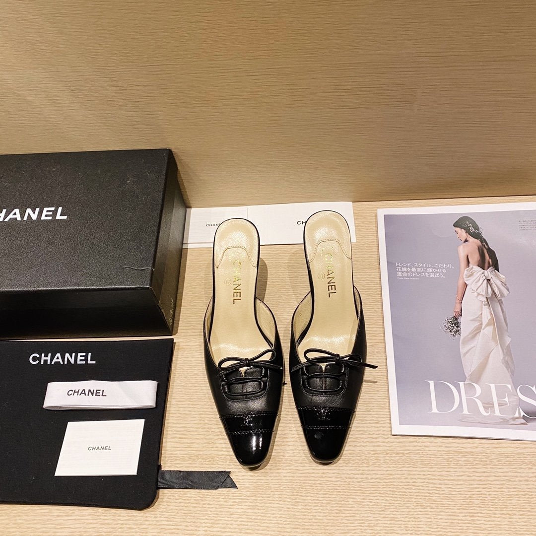 CHANEL CC LOGO MULES SHOES SLIDES 40 1/2