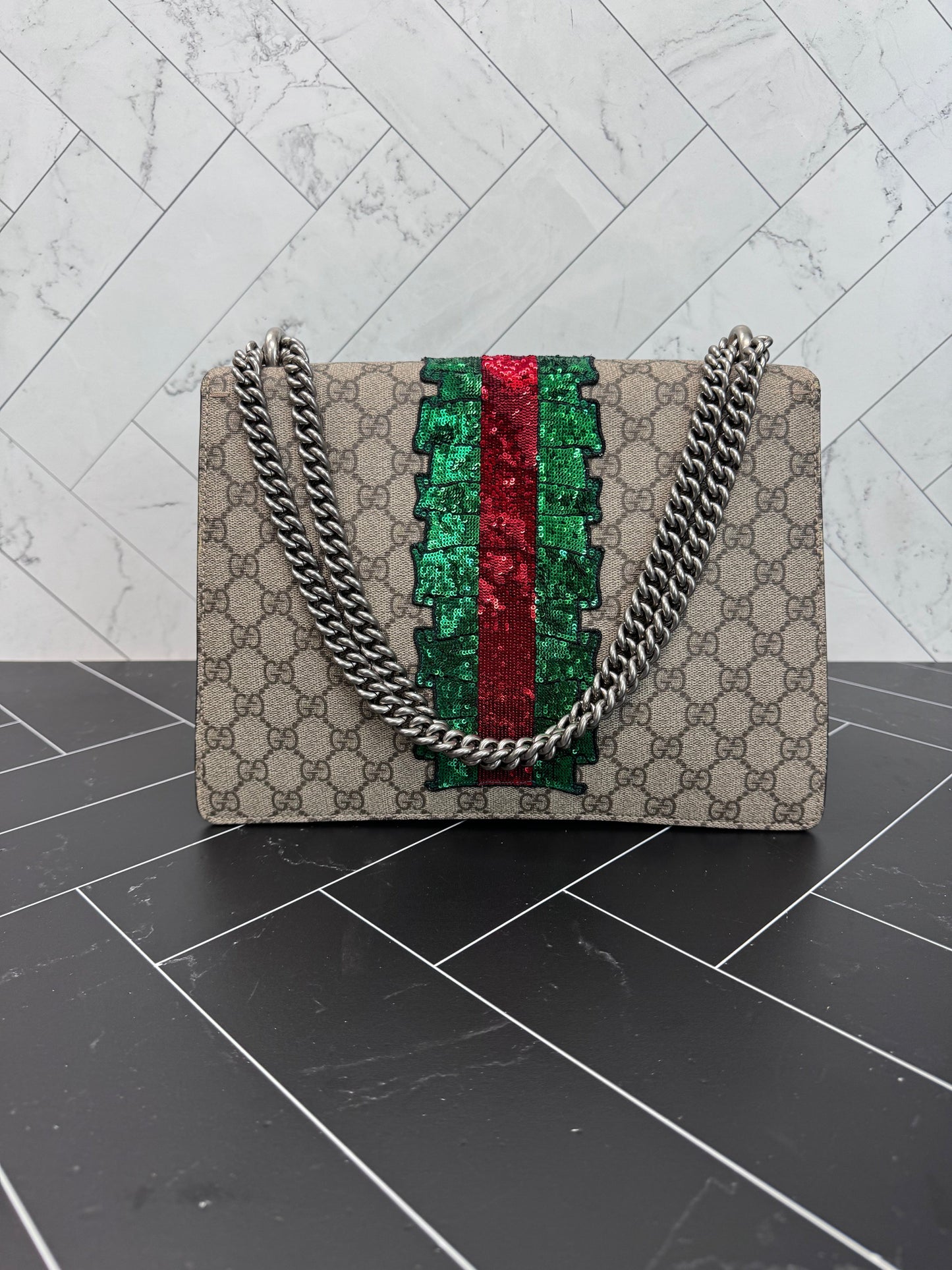 LIKE NEW Gucci GG Supreme Embroidered Sequin Medium Dionysus Shoulder Bag