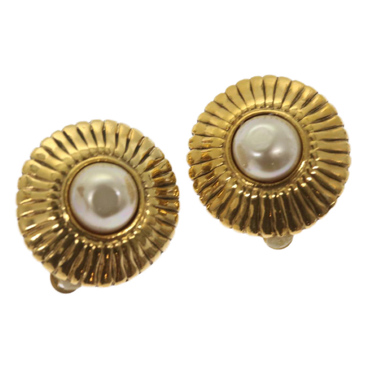 Top Quality Chanel Earring Gold Tone CC Auth 65220