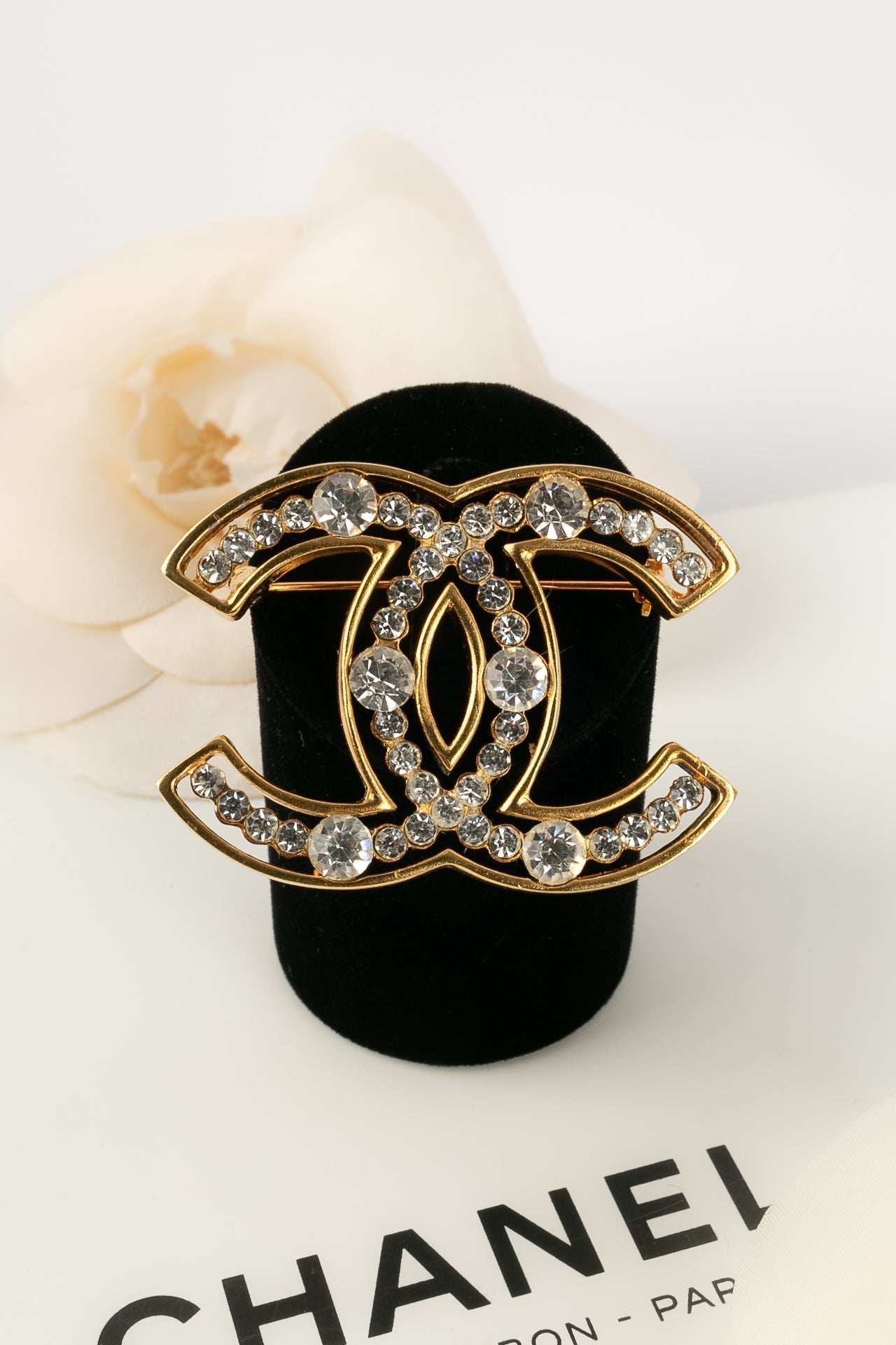 Broche cc Chanel 2002