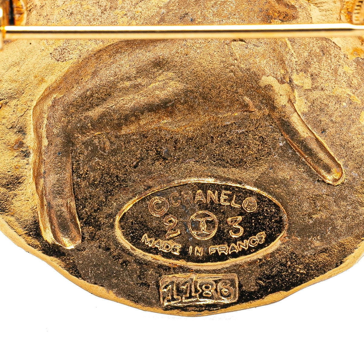 Gold Chanel Gold Plated CC Round Lion Brooch
