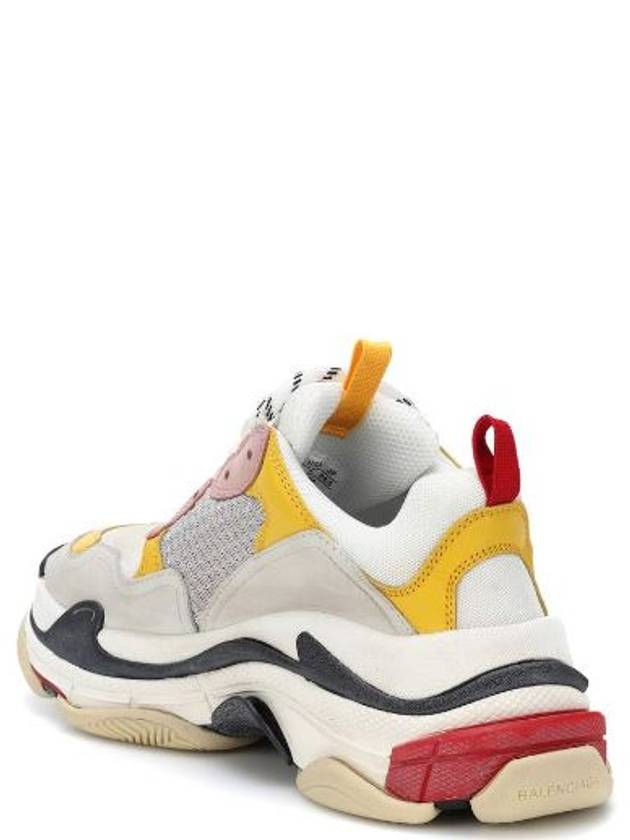 Luxury Balenciaga  Triple S Low Top Sneakers Cream Yellow