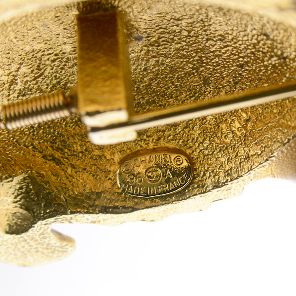 Chanel Turtle Motif Brooch Vintage Gold