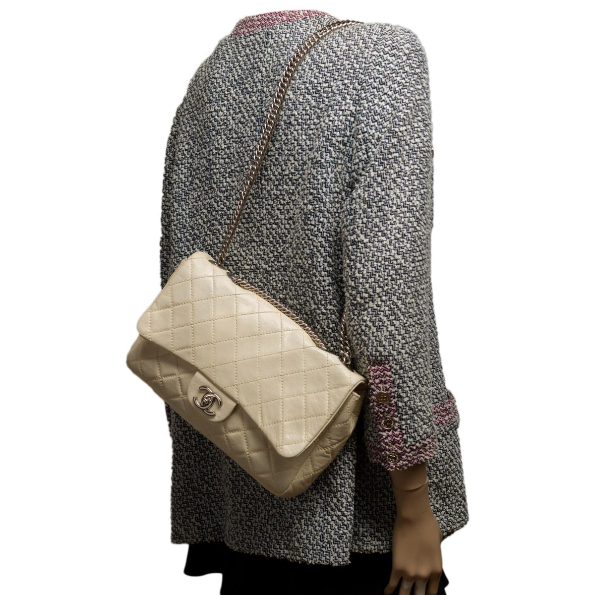 CHANEL Timeless/Classique Jumbo Flap bag handbag in ecru quilted lambskin, SHW