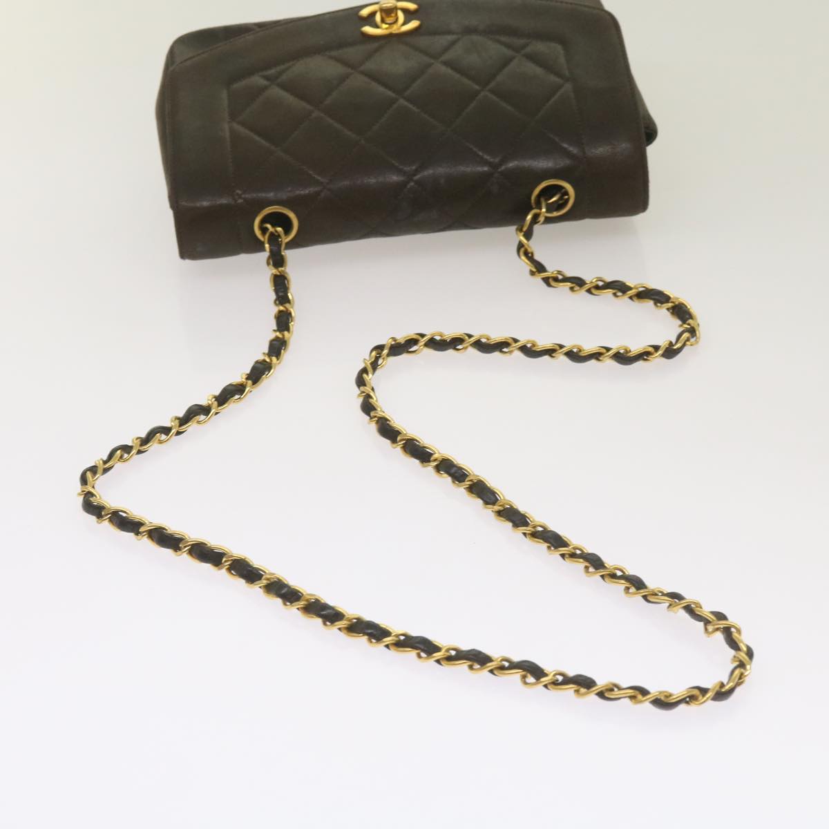 Top Quality Chanel Diana Matelasse Chain Shoulder Bag Leather Black CC Auth 66875