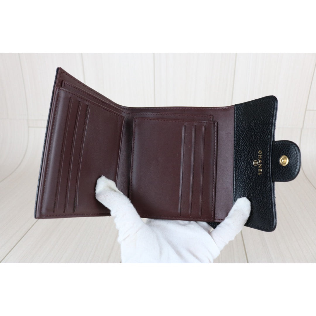 Very Good ( Rank A)｜Chanel Caviar Skin Black Wallet Made In 2016-2017Year ｜S25071505