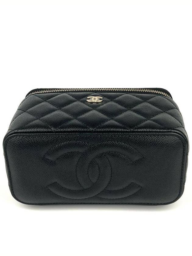 Classic Cosmetic Case Small Grained Calfskin Cross Bag Black Chanel