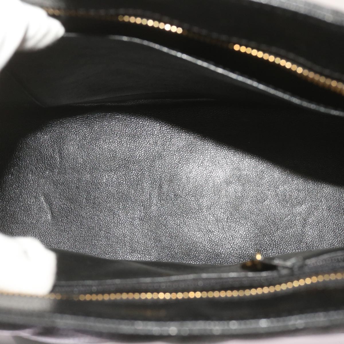 CHANEL Standard Tote Bag Caviar Skin Black CC Auth 67624SA