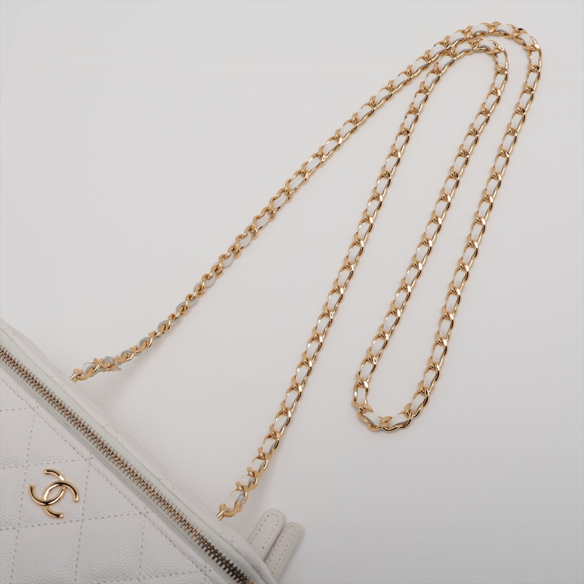 Chanel Matrasse Caviar S Chain Shoulder Bag Vanity White G