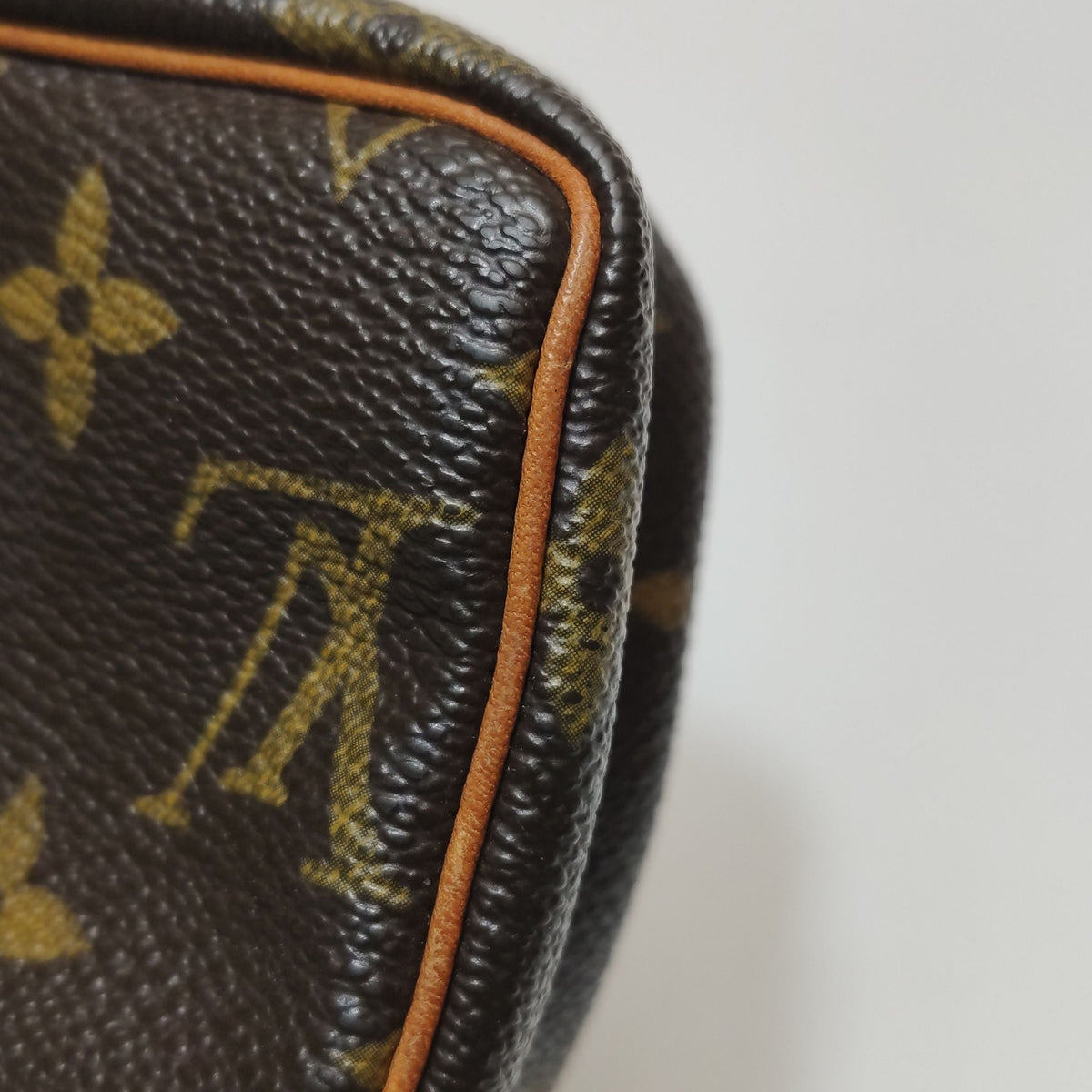 Preloved Louis Vuitton Monogram Zippy Coin Purse 250502781175071