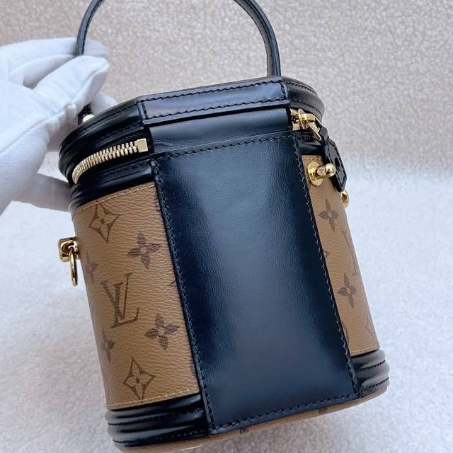 Preloved Louis Vuitton Cannes Bucket Bag Small Reverse Monogram Coated Canvas Shoulder Bag Microchip 050150500659
