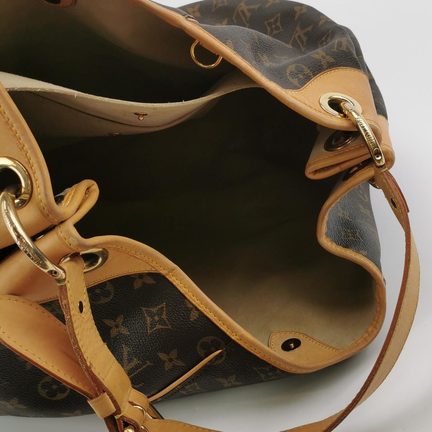 Preloved Louis Vuitton Galliera Large Monogram Print Shoulder Bag 250502781175802
