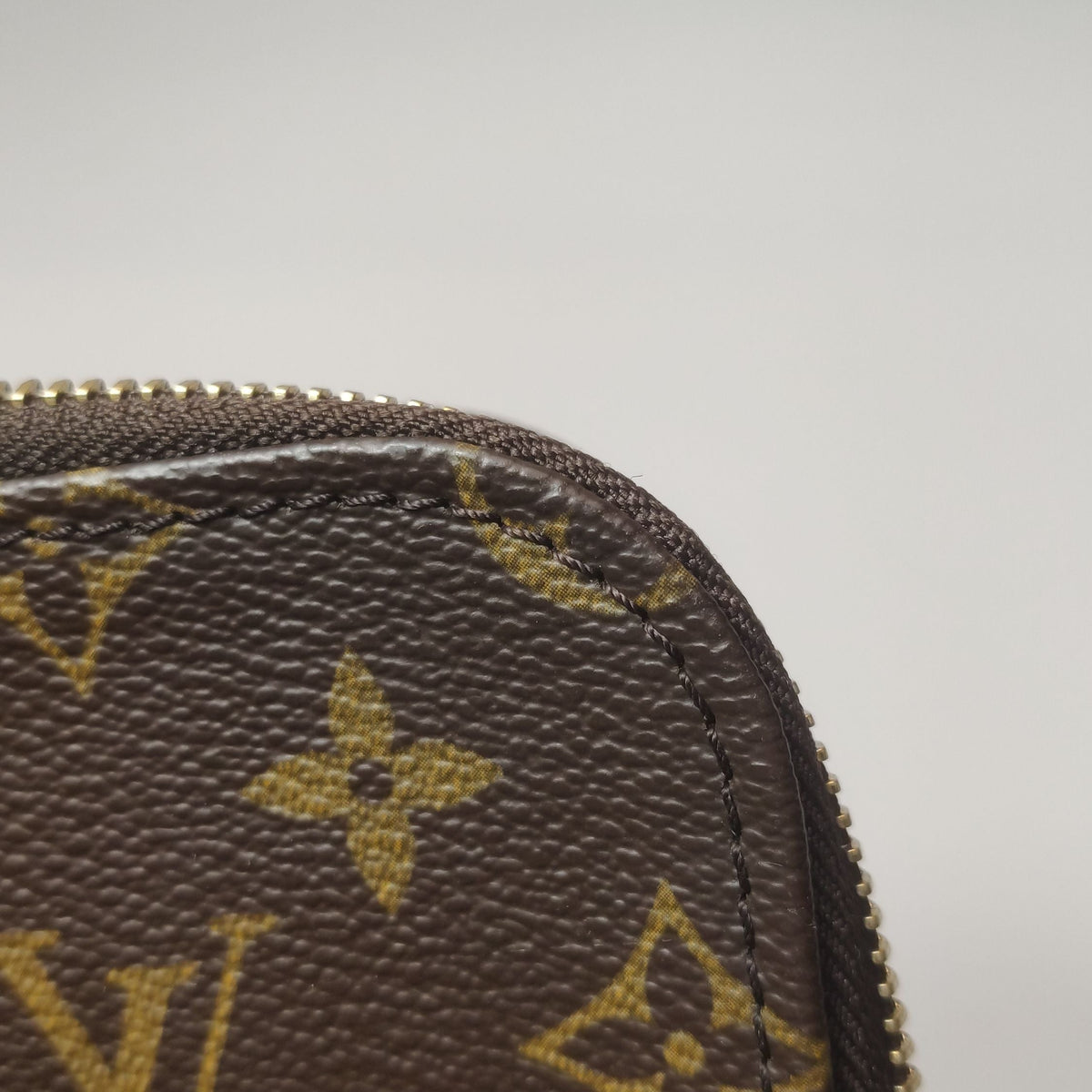 Preloved Louis Vuitton Etui Voyage Large Monogram Handbag 250502781175648