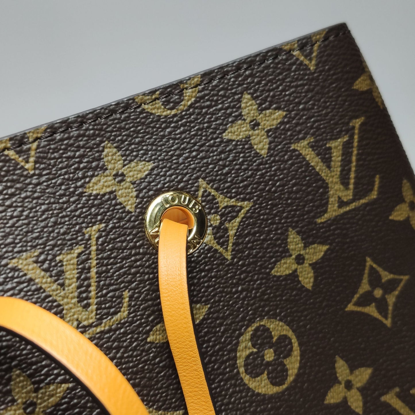 Preloved Louis Vuitton NÉONOÉ Medium Monogram Canvas Drawstring Shoulder Bag 250503781176732