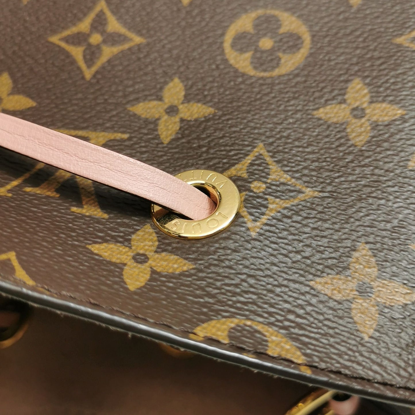 Preloved Louis Vuitton NÉONOÉ Medium Monogram Canvas Drawstring Shoulder Bag 250503781176405