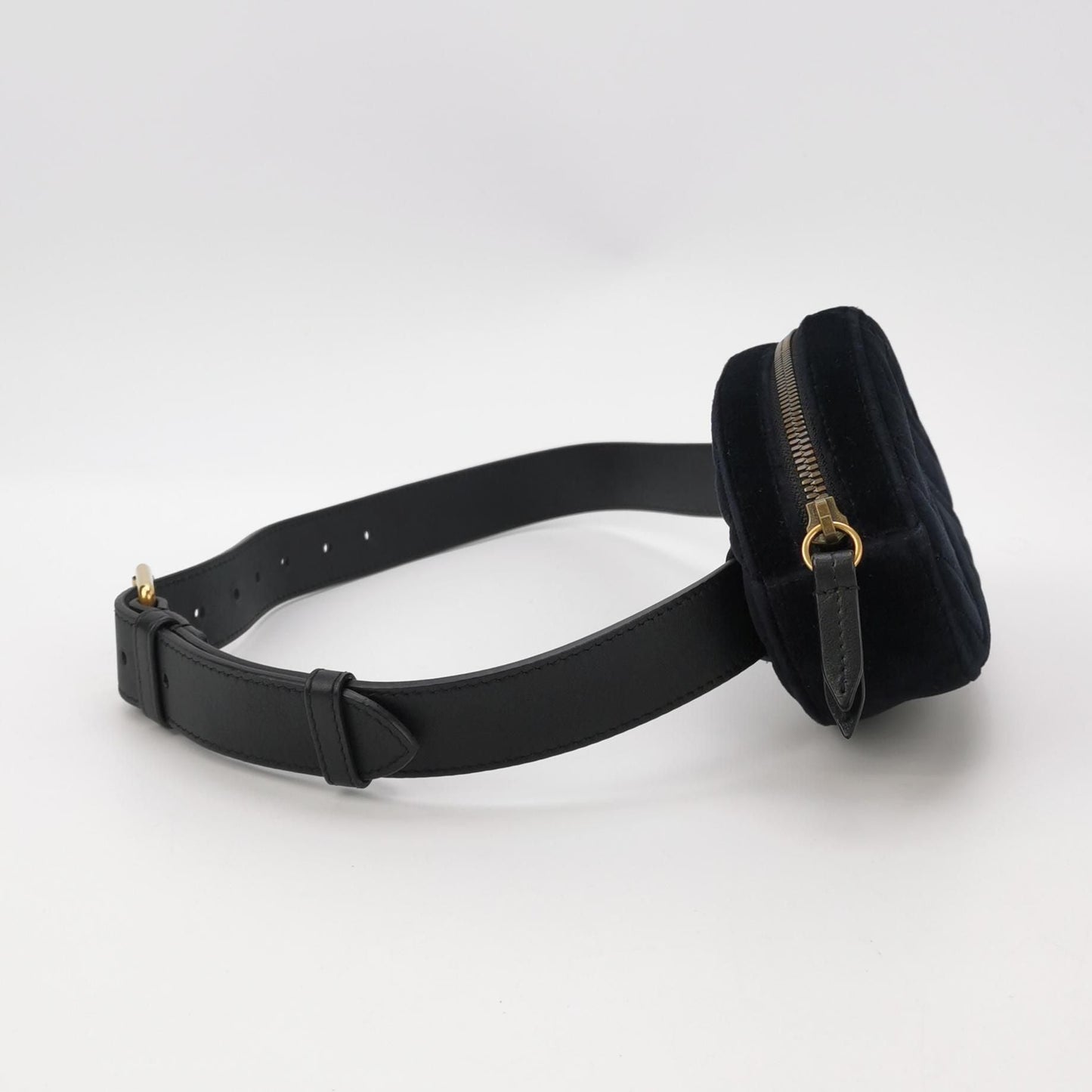 Gucci GG Marmont Small Leather and Suede V-stitched GG Logo Round Waist Bag Chest Bag