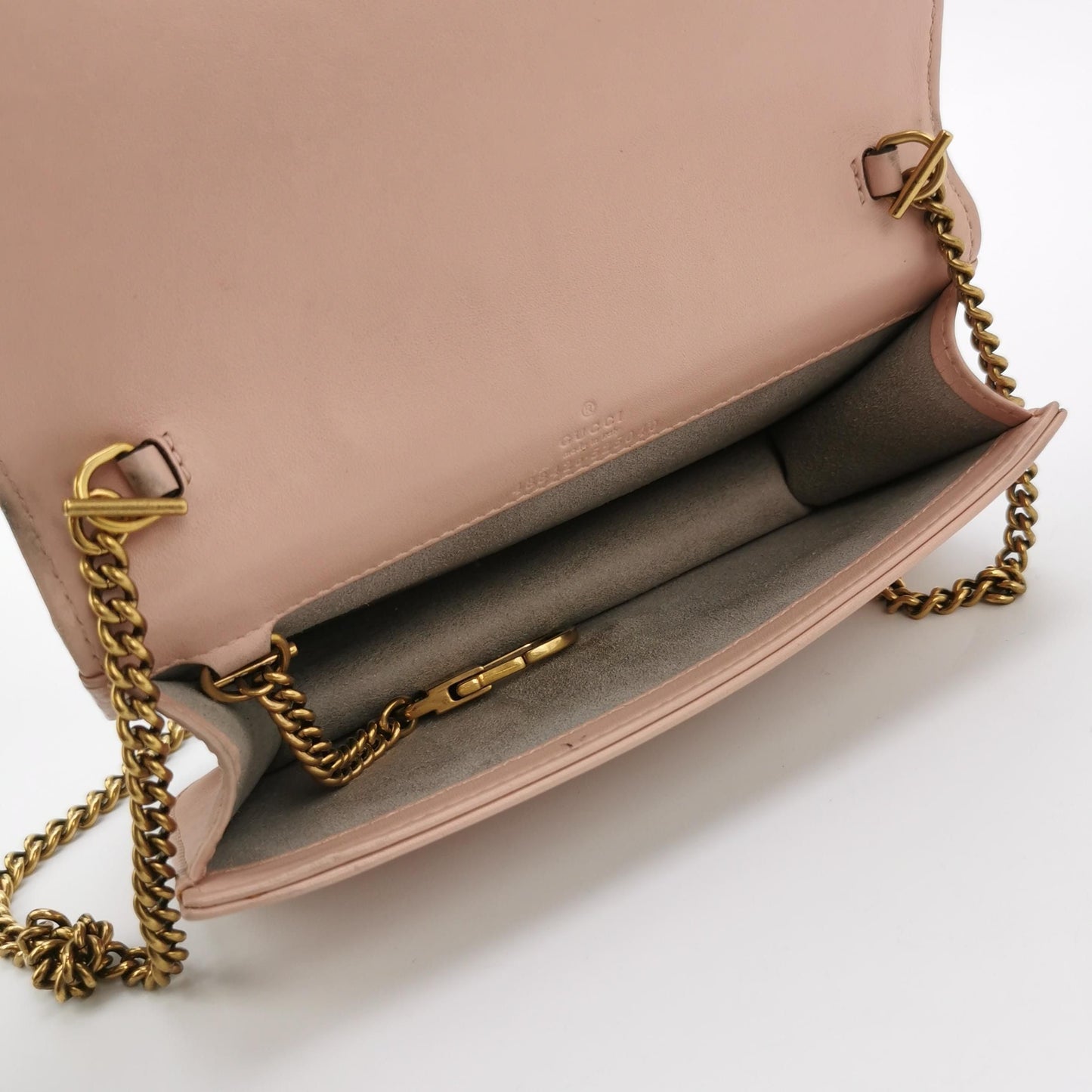 Gucci GG Marmont Leather Solid Chevron Quilted Double G Shoulder Bag Crossbody Bag